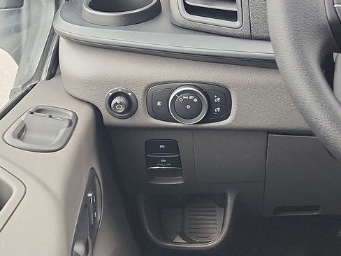 New 2025 Ford Transit 150 148 Medium Roof AWD image 34