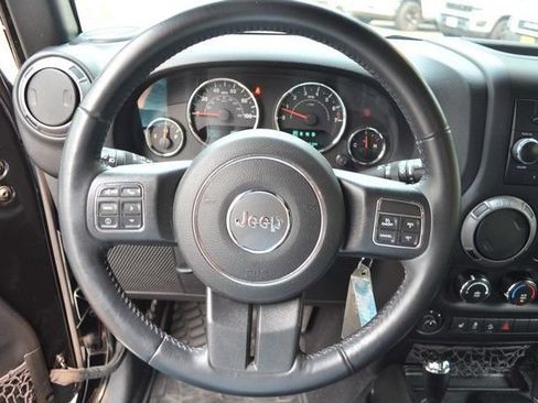Used 2017 Jeep Wrangler Unlimited Sport w/ Quick Order Package 24S AWD/4WD image 19