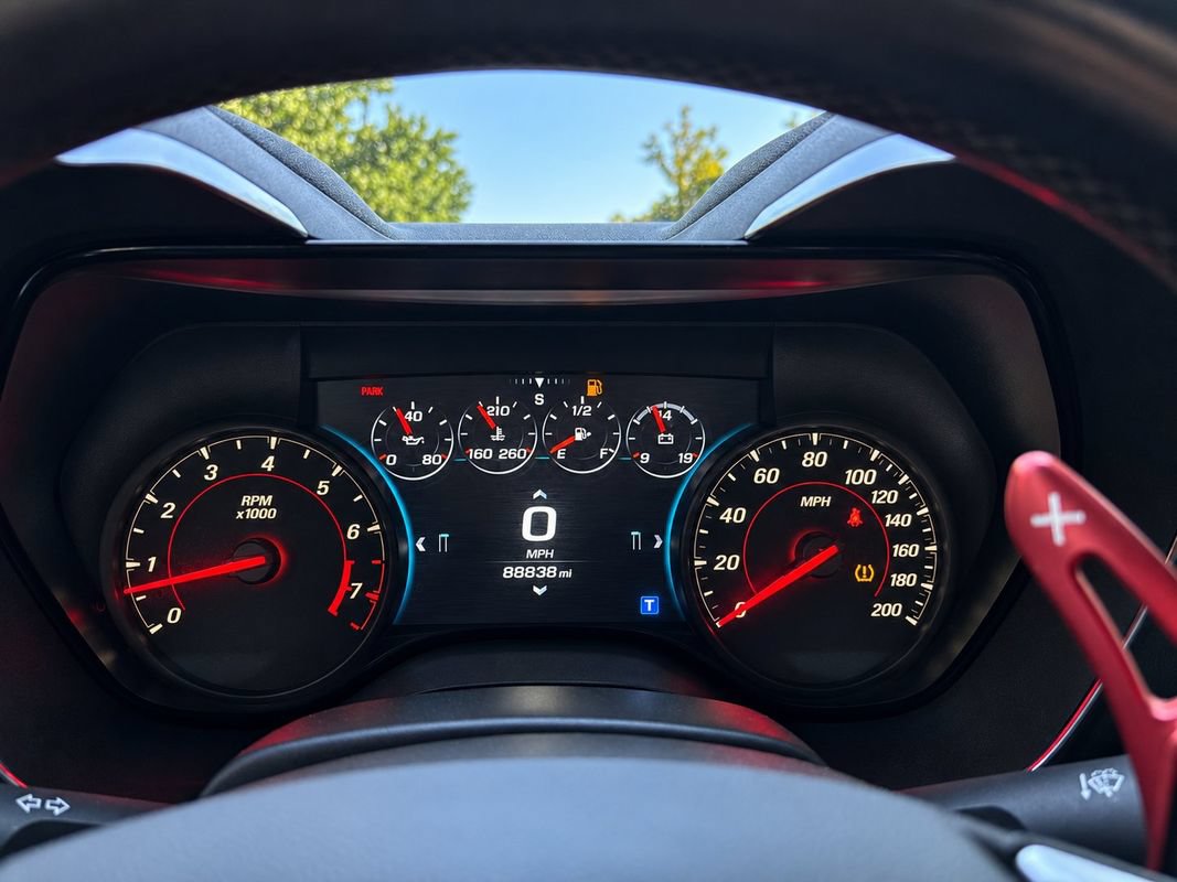 Used 2016 Chevrolet Camaro SS RWD image 22