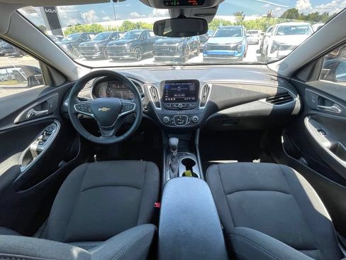 Used 2024 Chevrolet Malibu RS FWD image 20