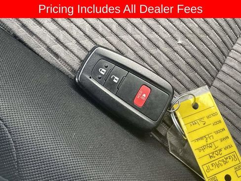 Used 2024 Toyota 4Runner SR5 AWD/4WD image 35