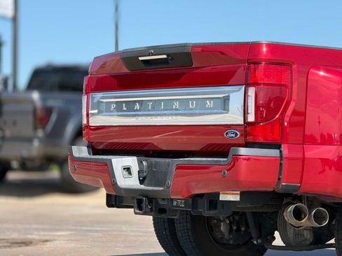 Certified 2022 Ford F450 Platinum w/ FX4 Off-Road Package AWD/4WD image 12