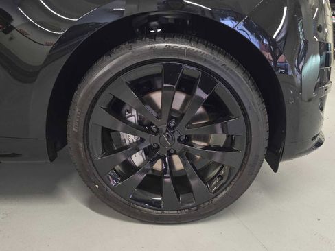 New 2026 Land Rover Range Rover Sport Dynamic SE image 10