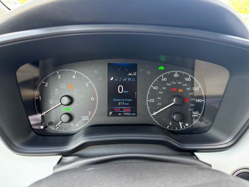 Certified 2024 Toyota Corolla SE AWD/4WD image 3