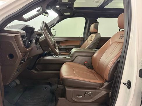 Used 2023 Ford Expedition King Ranch image 32