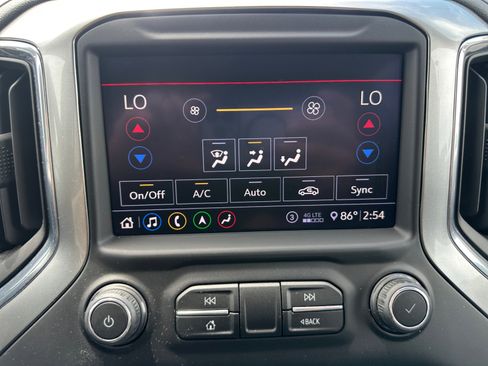 Used 2020 Chevrolet Silverado 1500 LTZ w/ LTZ Texas Edition RWD image 18