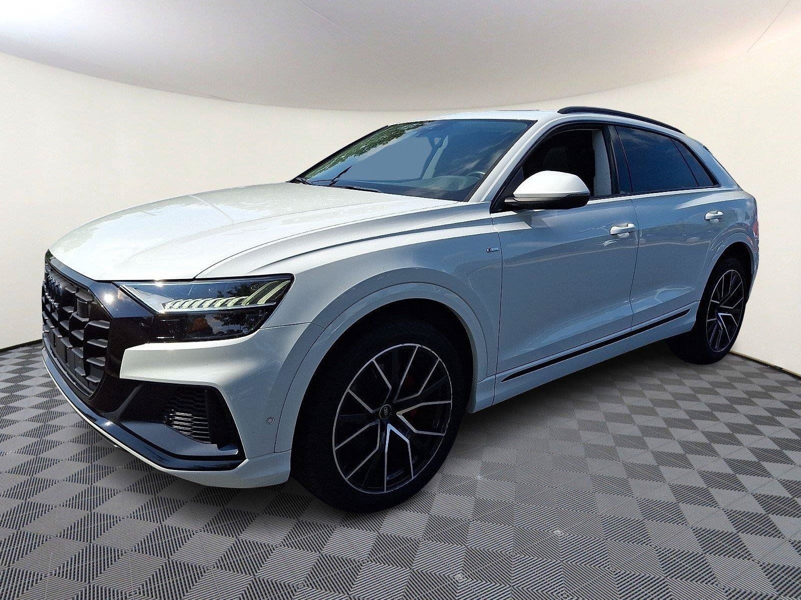 Used 2023 Audi Q8 Premium Plus w/ Premium Plus Package AWD/4WD image 3