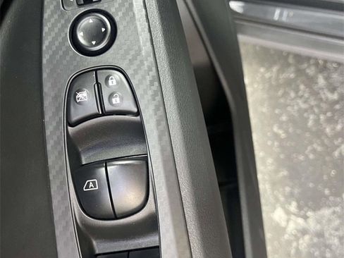 Used 2025 Nissan Altima 2.5 S image 15