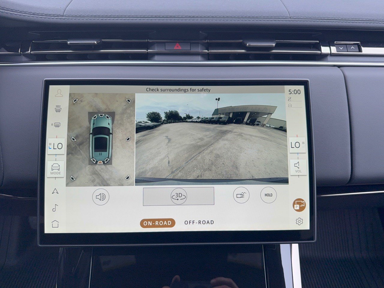 New 2027 Land Rover Range Rover Sport SE AWD/4WD image 22