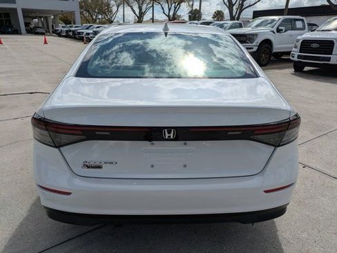 Used 2025 Honda Accord LX image 5