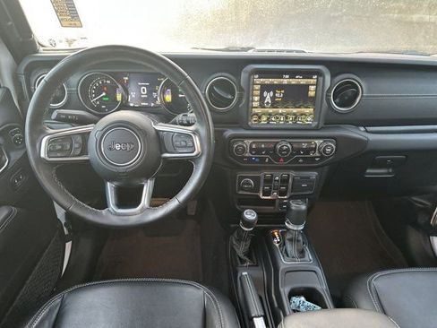 Used 2023 Jeep Wrangler Unlimited Sahara w/ Cold Weather Group image 25