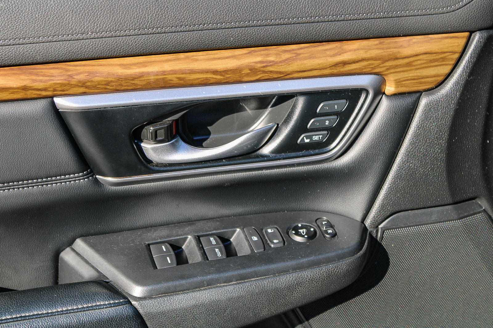 Used 2021 Honda CR-V EX-L image 22