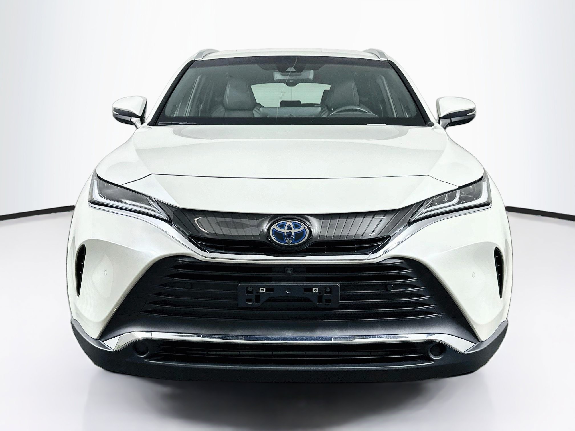 Used 2021 Toyota Venza Limited w/ Carpet Mat Package (TMS) AWD/4WD image 2