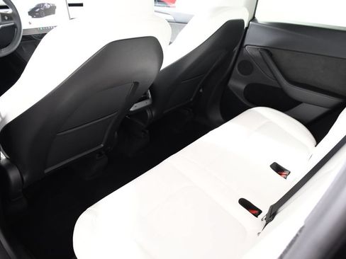 Used 2023 Tesla Model Y Performance AWD/4WD image 27