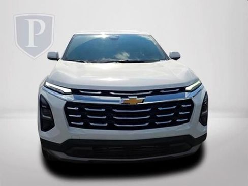 New 2027 Chevrolet Equinox LT FWD image 12