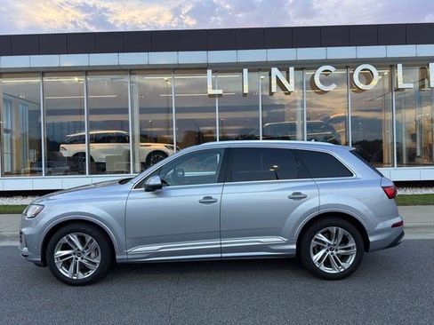 Used 2021 Audi Q7 3.0T Prestige AWD/4WD image 2