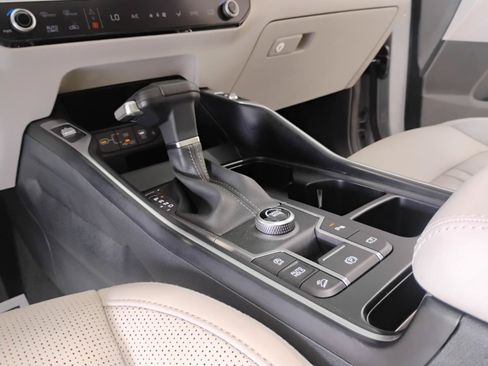 Used 2025 Kia Sorento S w/ Panoramic Sunroof Package FWD image 74