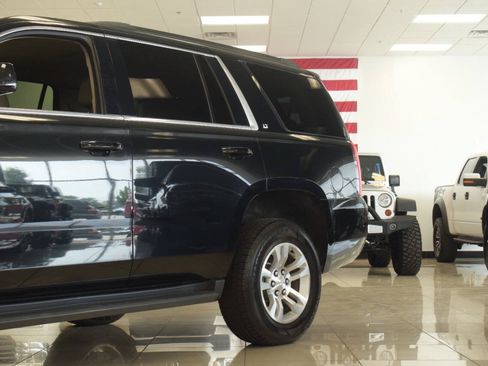 Used 2017 Chevrolet Tahoe LT RWD image 16