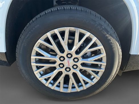 New 2026 GMC Acadia Denali w/ Super Cruise Package image 15