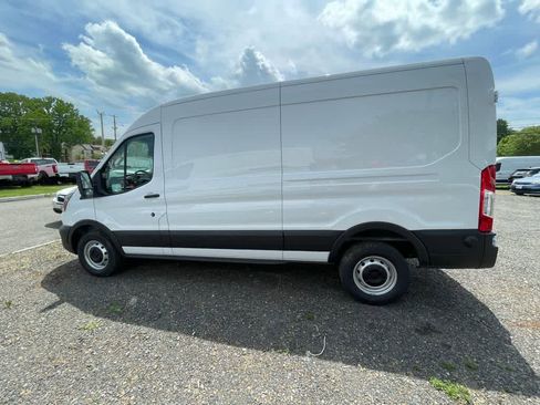 New 2025 Ford Transit 250 148 Medium Roof image 8