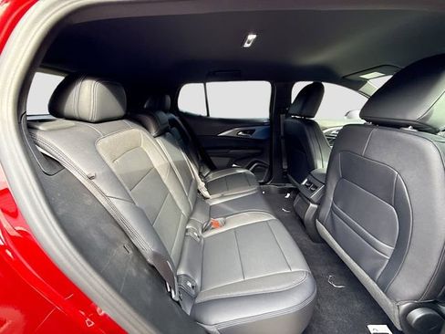 New 2026 Chevrolet Equinox EV LT image 27