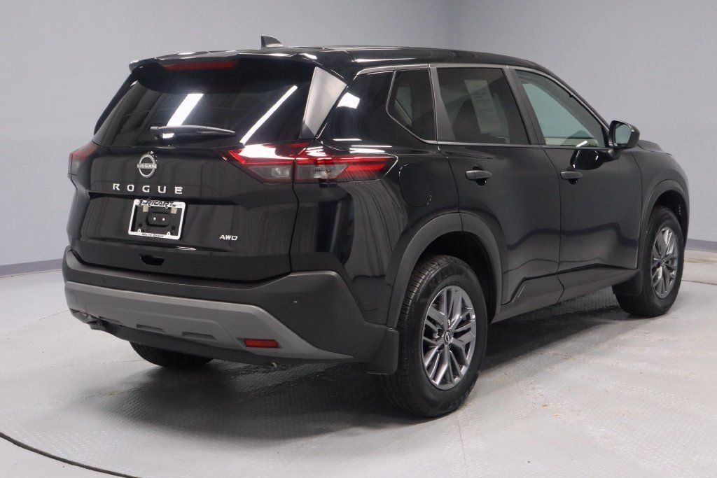 Certified 2023 Nissan Rogue S AWD/4WD image 10