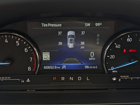 Certified 2021 Ford Explorer XLT w/ Equipment Group 202A RWD image 13