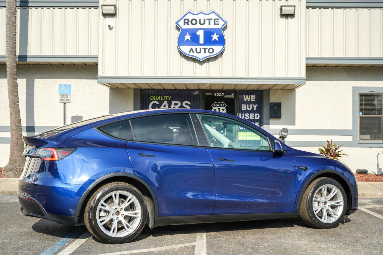 Used 2021 Tesla Model Y Long Range AWD/4WD image 4