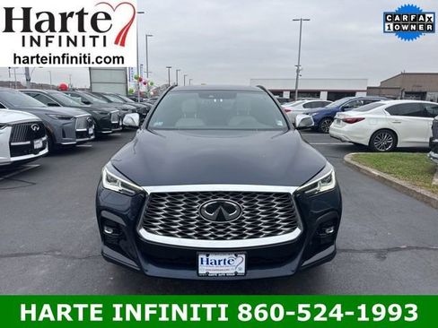 Certified 2023 INFINITI QX55 Luxe w/ Accent Package image 2