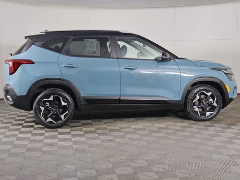 Used 2025 Kia Seltos S image 18