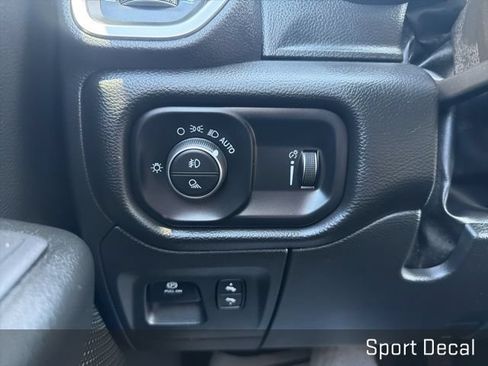 Used 2022 RAM 1500 Big Horn AWD/4WD image 35