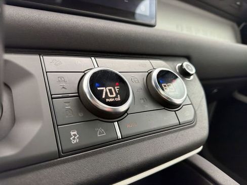 Used 2023 Land Rover Defender 110 S image 19