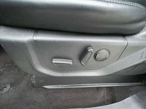 Used 2023 Ford Expedition Max XLT image 16