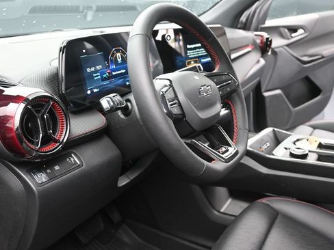 New 2026 Chevrolet Equinox RS w/ Convenience Package III FWD image 22