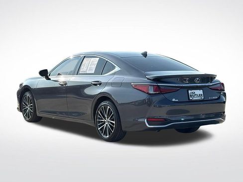 Used 2025 Lexus ES 300h w/ Premium Package FWD image 5