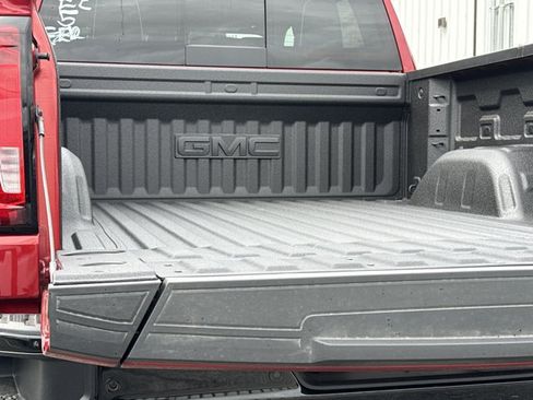 New 2026 GMC Sierra 1500 AT4X w/ LPO, Black Badging Package AWD/4WD image 11