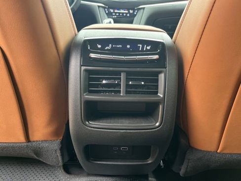 New 2026 Cadillac XT5 Premium Luxury FWD image 21