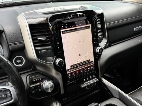 Used 2019 RAM 1500 Laramie AWD/4WD image 40