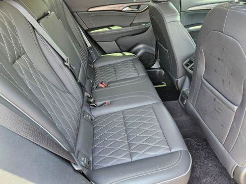 Used 2023 Buick Envision Avenir AWD/4WD image 17