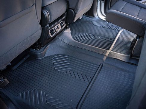 Used 2023 Chevrolet Silverado 2500 LT w/ Convenience Package image 30