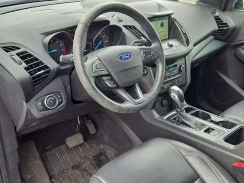 Used 2019 Ford Escape SEL image 11
