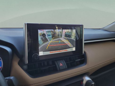 Certified 2025 Toyota RAV4 XLE image 22