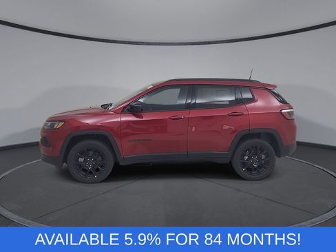 New 2026 Jeep Compass Latitude image 9