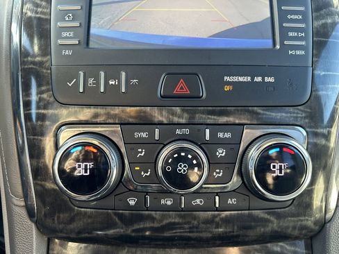 Used 2014 Buick Enclave Convenience image 23