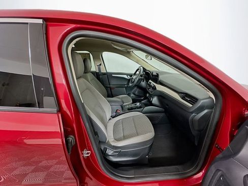 Used 2020 Ford Escape SE image 27