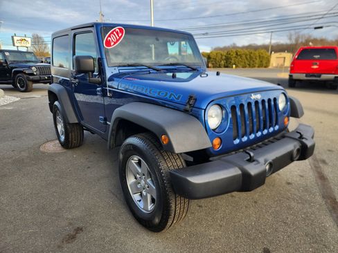 Used 2012 Jeep Wrangler Rubicon w/ Dual Top Group image 25