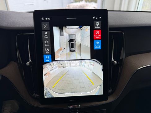 New 2026 Volvo XC60 B5 Plus w/ Protection Package Premier image 16