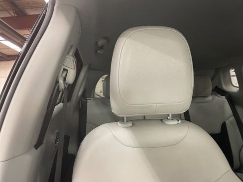 Used 2019 Jeep Compass Latitude w/ Popular Equipment Group image 38