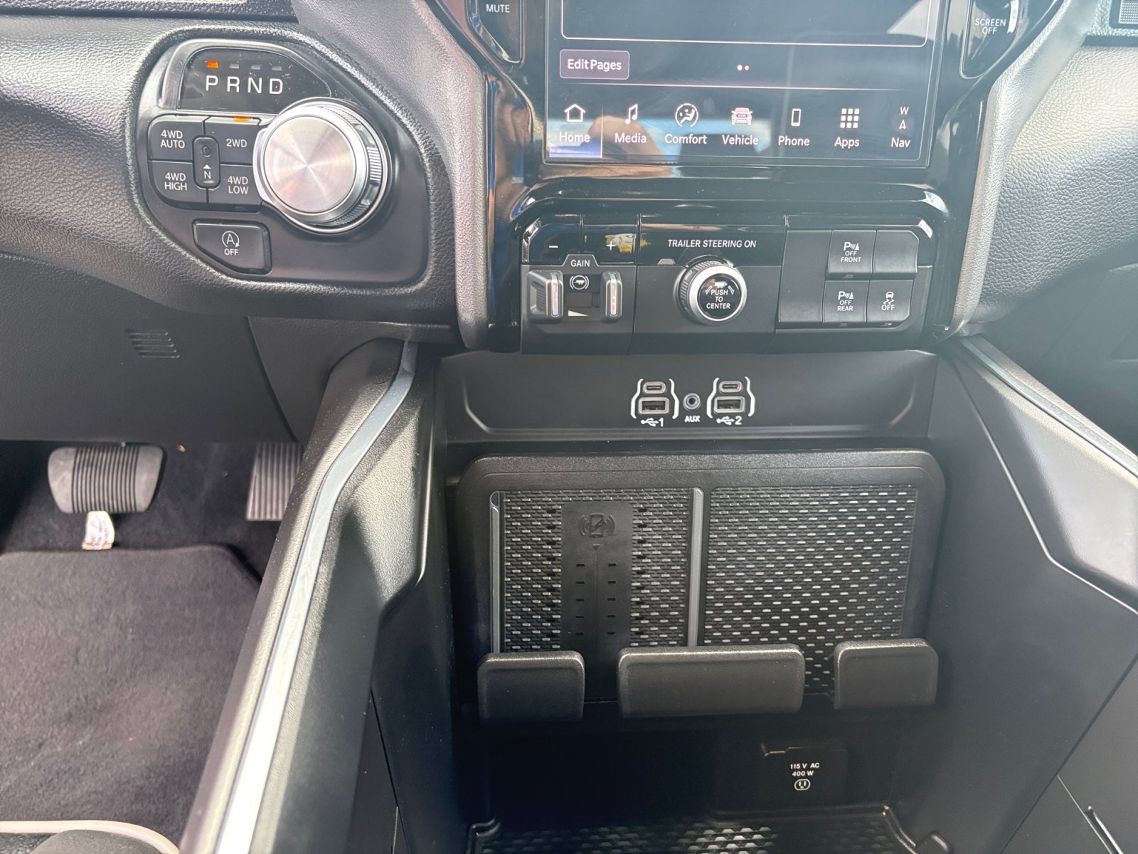 Used 2025 RAM 1500 Laramie w/ Trailer Tow Group AWD/4WD image 19