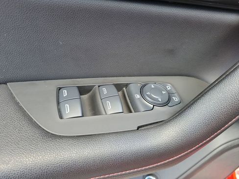 Used 2025 Chevrolet Blazer RS FWD image 20
